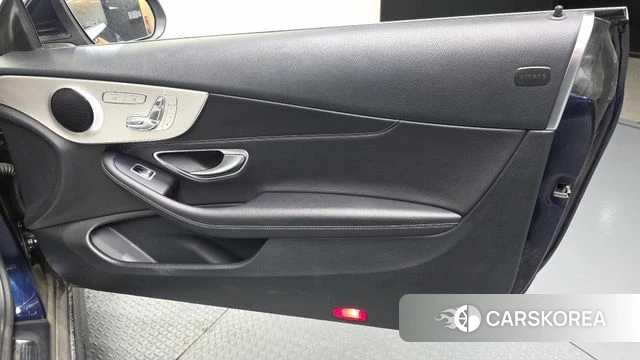 Mercedes-Benz C-Class W205 id 4383614 из Кореи 17