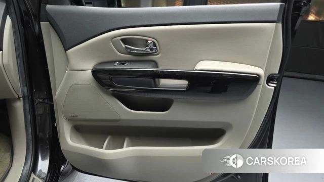 Kia The New Carnival id 4722605 из Кореи 17