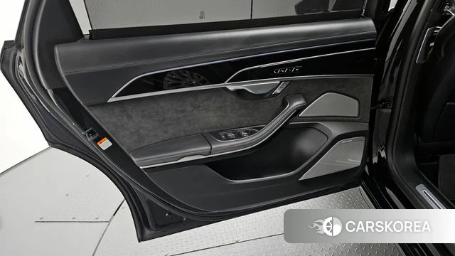 Audi A8 (D5) id 4283126 из Кореи 17