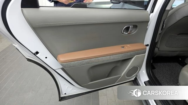 Hyundai Ionic 5 id 4293765 из Кореи 17