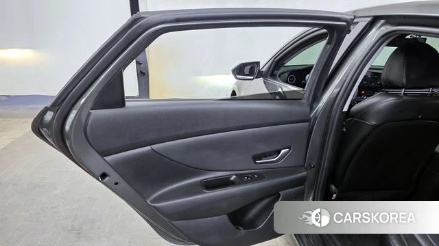 Hyundai Avante Hybrid (CN7) id 4224102 из Кореи 17