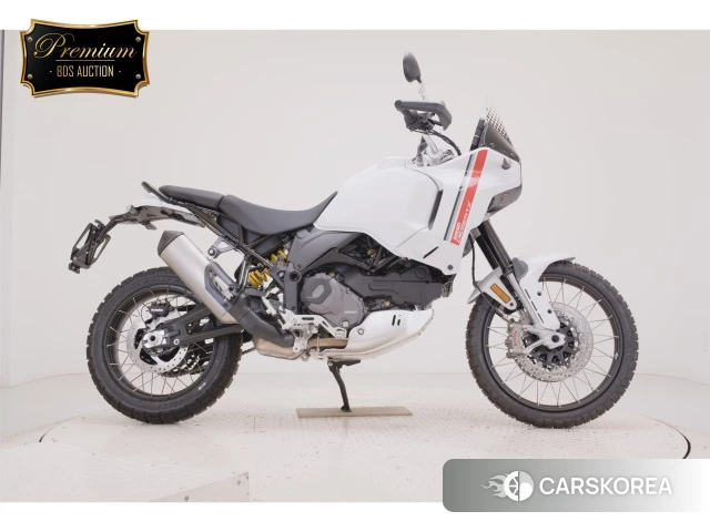 Проданный Ducati DESERT X id 4052029 из Японии