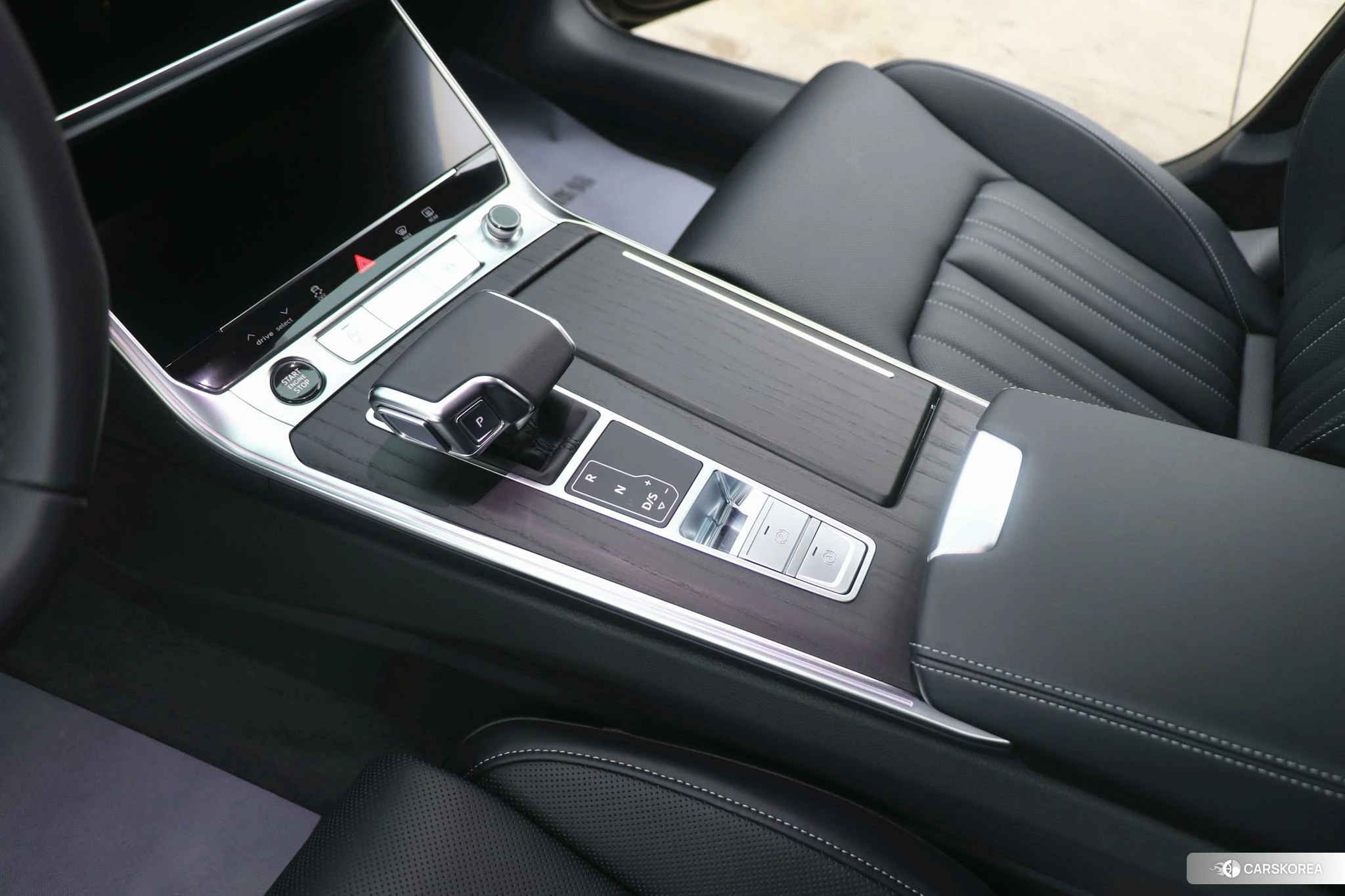 Audi A6L id 4505004 из Китая 17