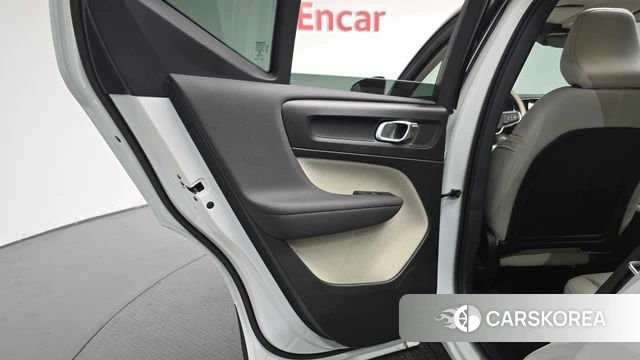 Volvo XC40 id 4337549 из Кореи 17