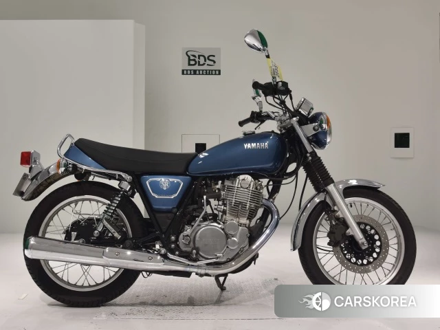 Проданный Yamaha SR400 id 4177111 из Японии