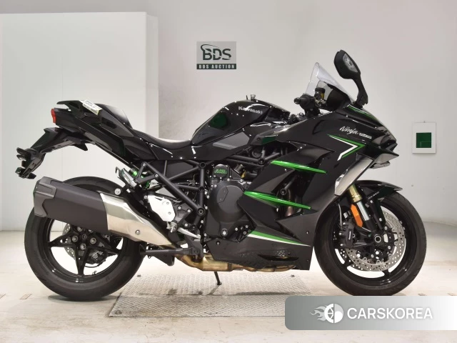 Проданный Kawasaki NINJA H2 SX 2023 из Японии