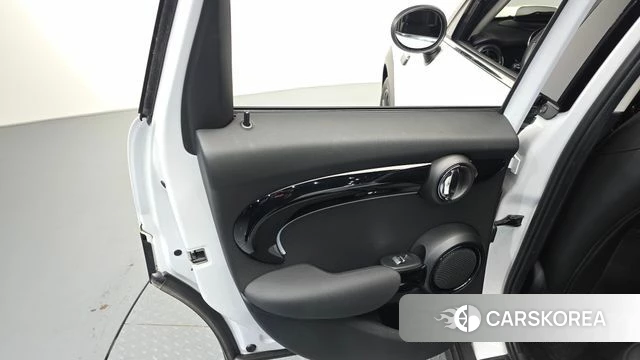 Mini Cooper id 4710889 из Кореи 17