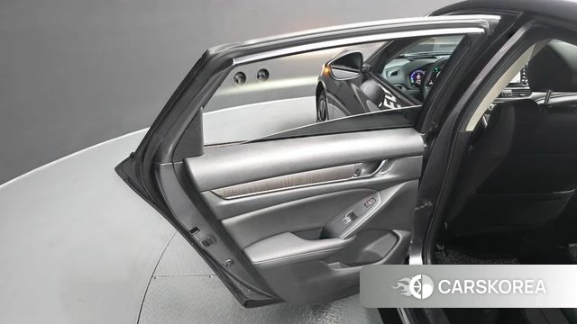 Honda Accord 10th Generation id 4446926 из Кореи 17