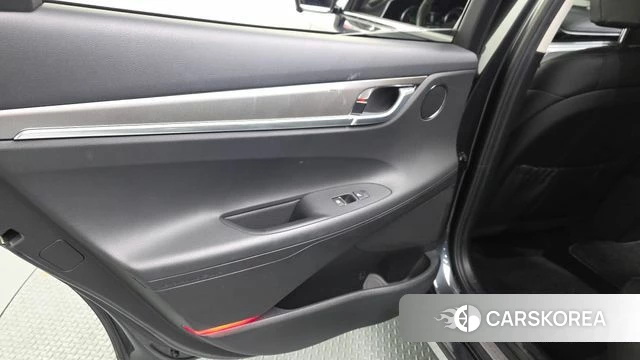 Hyundai The New Grandeur IG Hybrid id 4458751 из Кореи 17