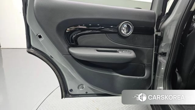 Mini Cooper Clubman id 4195563 из Кореи 17