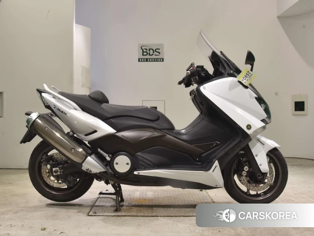 Проданный Yamaha T-MAX 530 2013 из Японии, фото 2