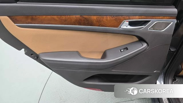 Genesis G80 id 4672843 из Кореи 17