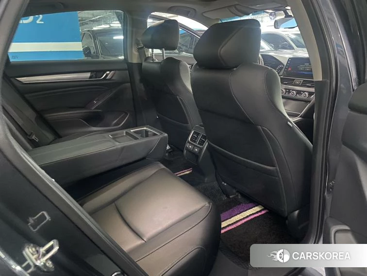 Honda Accord id 4406056 из Китая 17