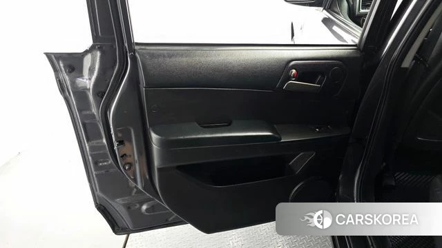 Ssangyong The New Korando Sports id 4755533 из Кореи 17