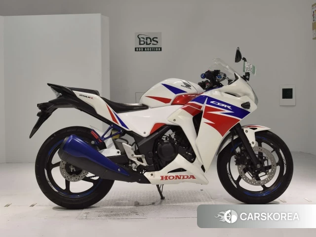 Проданный Honda CBR250R id 4176577 из Японии