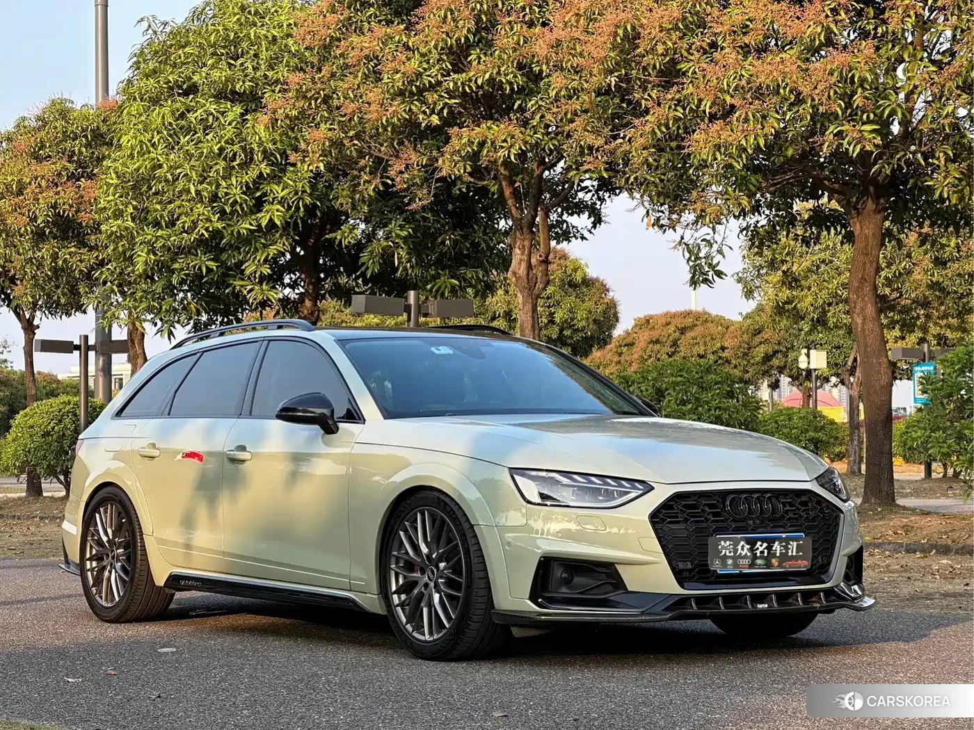 Audi A4L id 4628453 из Китая 17