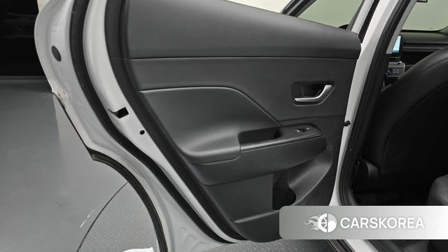 Hyundai Kona (SX2) id 4469279 из Кореи 17