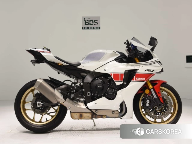 Проданный Yamaha YZF-R1 2022 из Японии