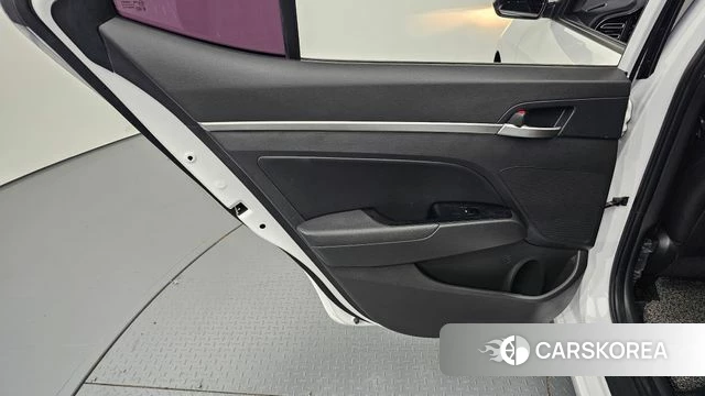 Hyundai The New Avante AD id 4647294 из Кореи 17