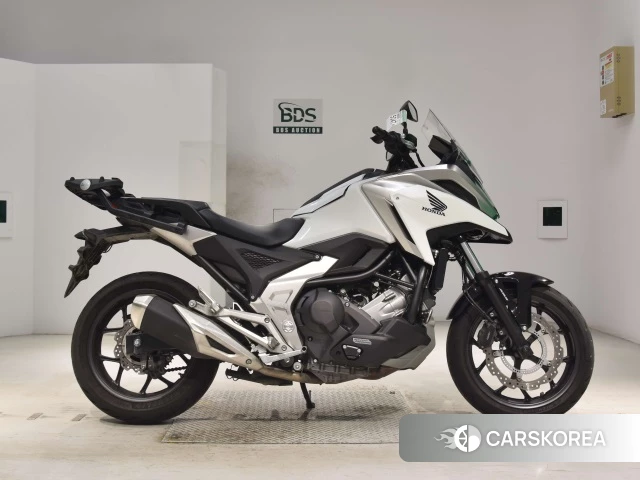 Проданный Honda NC750X DCT 2021 из Японии