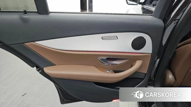 Mercedes-Benz E-Class W213 id 4712259 из Кореи 17