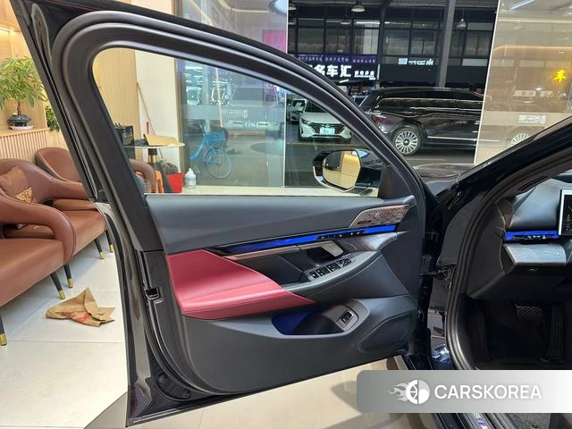 BMW 5 series id 4273507 из Китая 17