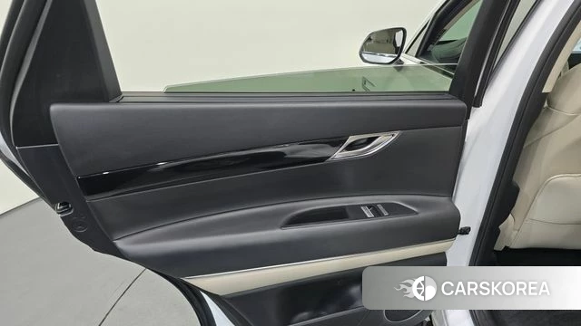 Genesis GV80 id 4196484 из Кореи 17