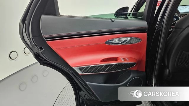 Genesis GV70 id 4224037 из Кореи 17