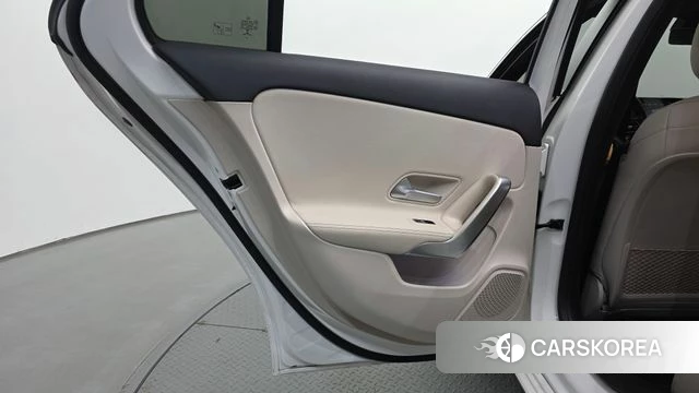 Mercedes-Benz A-Class W177 id 4726807 из Кореи 17