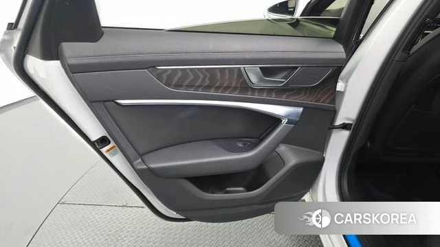 Audi A6 (C8) id 4518784 из Кореи 17