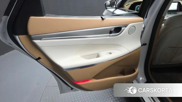 Hyundai The New Grandeur IG id 4283482 из Кореи 17