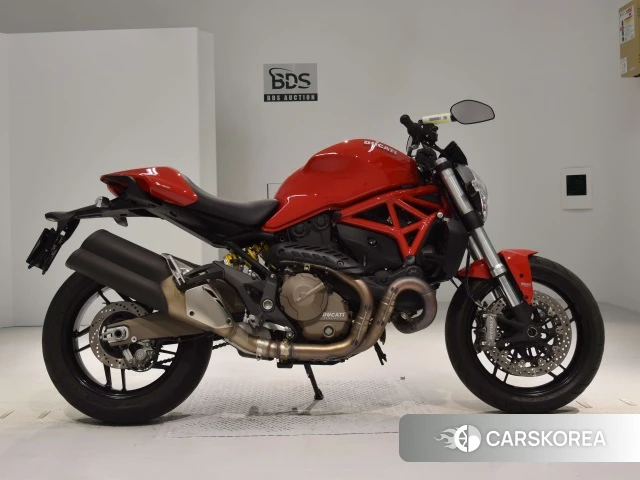 Проданный Ducati MONSTER 821 2014 из Японии