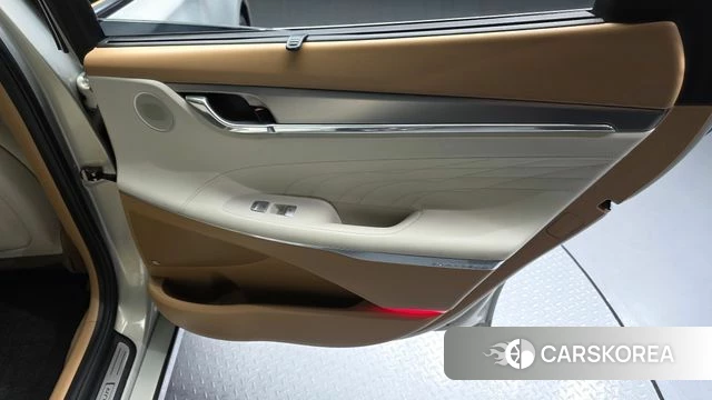 Hyundai The New Grandeur IG id 4586528 из Кореи 17