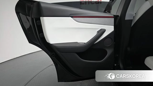 Tesla Model Y id 4719680 из Кореи 17