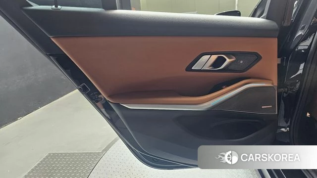 BMW 3 Series (G20) id 4669810 из Кореи 17