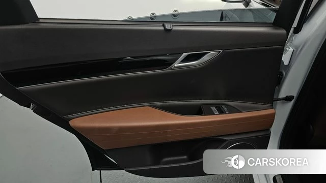 Genesis G80 (RG3) id 4893646 из Кореи 17