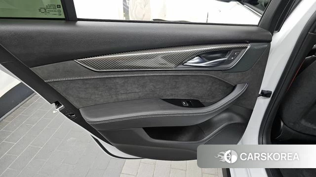 Cadillac CT5-V id 4549640 из Кореи 17