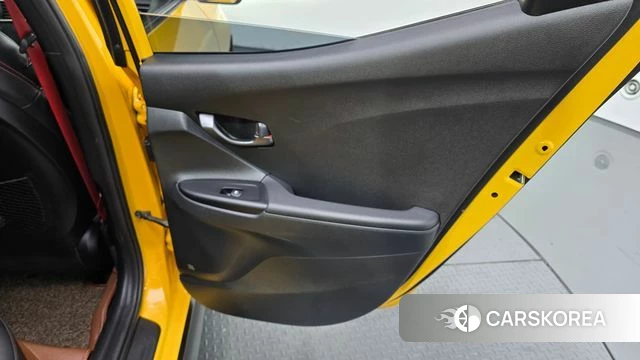 Hyundai Veloster (JS) id 4895429 из Кореи 17