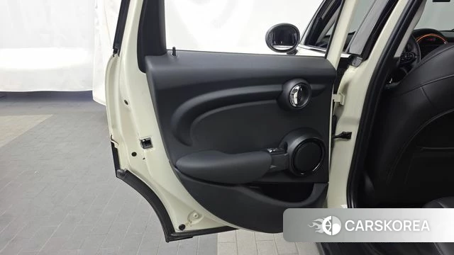 Mini Cooper id 4530528 из Кореи 17