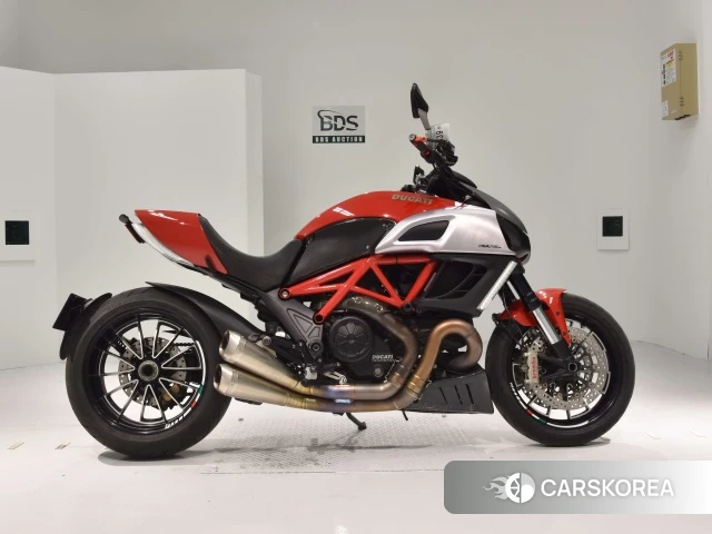 Проданный Ducati DIAVEL 2011 из Японии