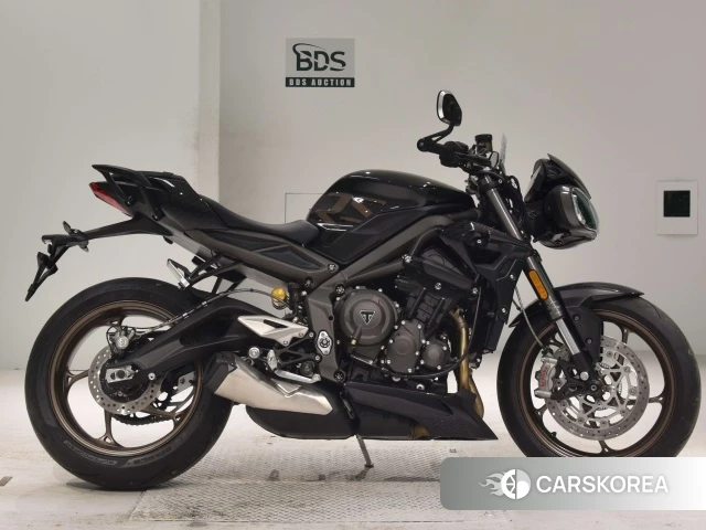 Проданный Triumph STREET TRIPLE 765 RS 2023 из Японии