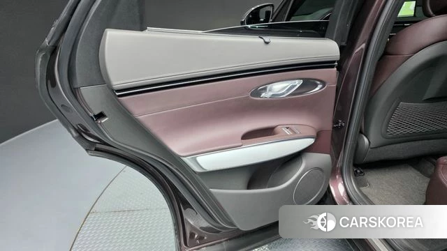 Genesis GV70 id 4186125 из Кореи 17