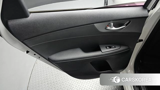 Kia Come New K3 id 4465654 из Кореи 17