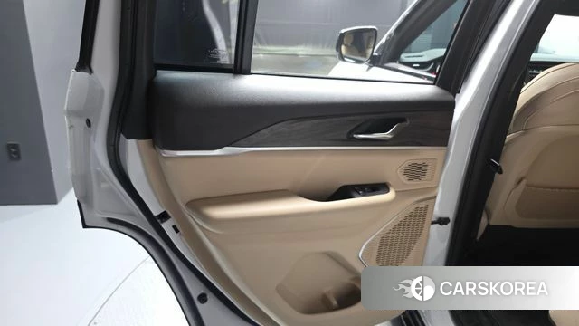 Jeep Grand Cherokee (WL) id 4591352 из Кореи 17