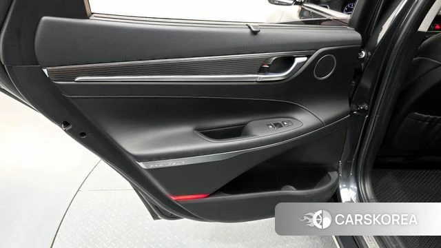 Hyundai Grandeur IG id 4188461 из Кореи 17