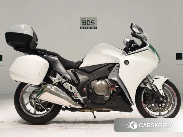 Проданный Honda VFR1200F 2012 из Японии, фото 2