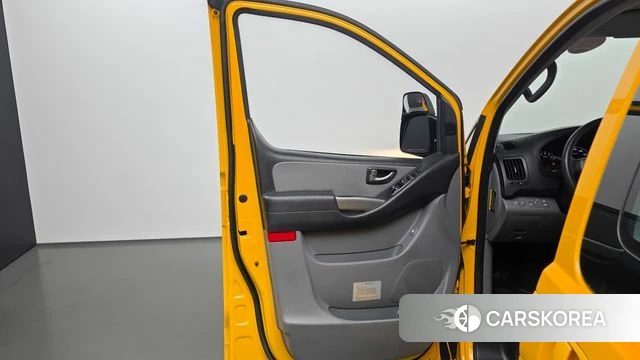 Hyundai The New Grand Starex id 4907689 из Кореи 17