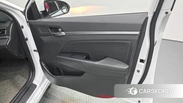 Hyundai The New Avante AD id 4551557 из Кореи 17