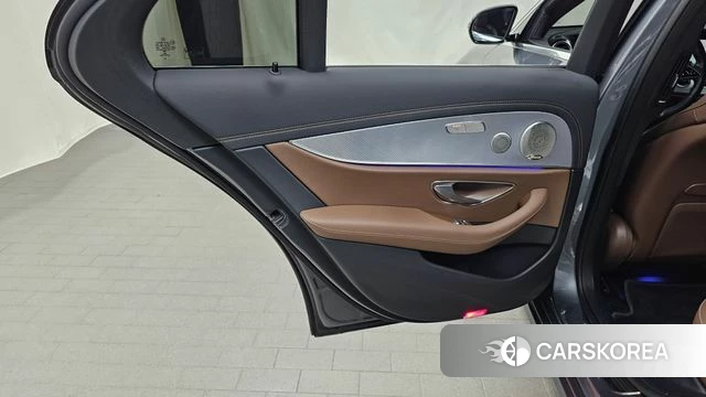 Mercedes-Benz E-Class W213 id 4434523 из Кореи 17