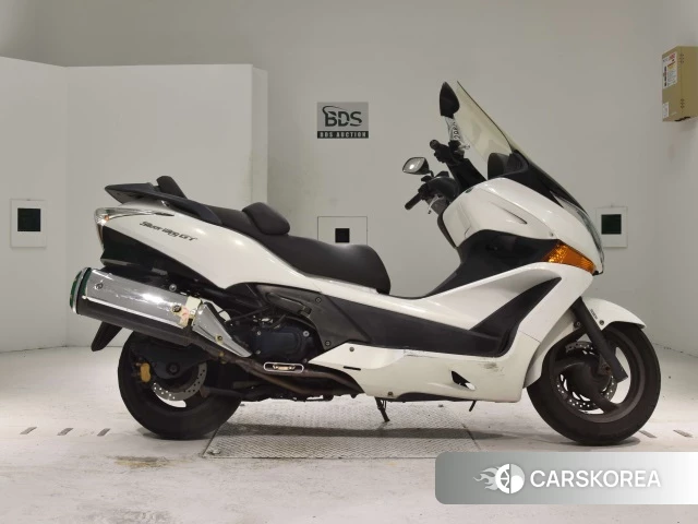 Проданный Honda SILVER WING 400 GT ABS 2012 из Японии, фото 2